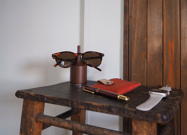 Glasses stand | GLASSES PLACE - M.SCOOP -