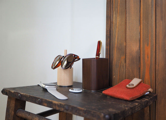 Glasses stand | GLASSES PLACE - M.SCOOP -