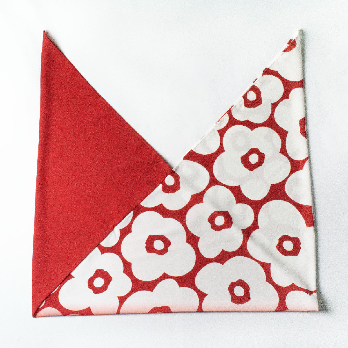 AZUMA water-repellent azuma bag – Camellia Red pattern, laid flat #Pattern_Camellia Red