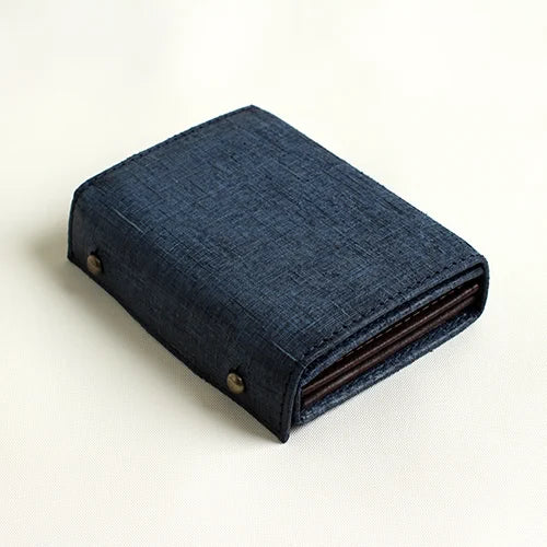 m+ millefoglie II Quadretti wallet in navy #Color_Navy
