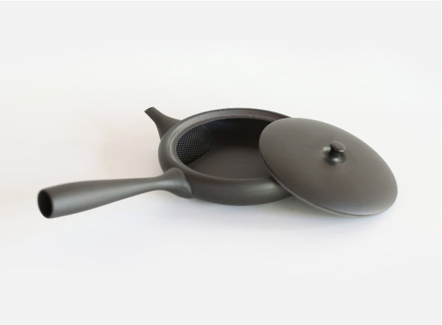 Tokoname-yaki teapot | TOKI - JINSUI -