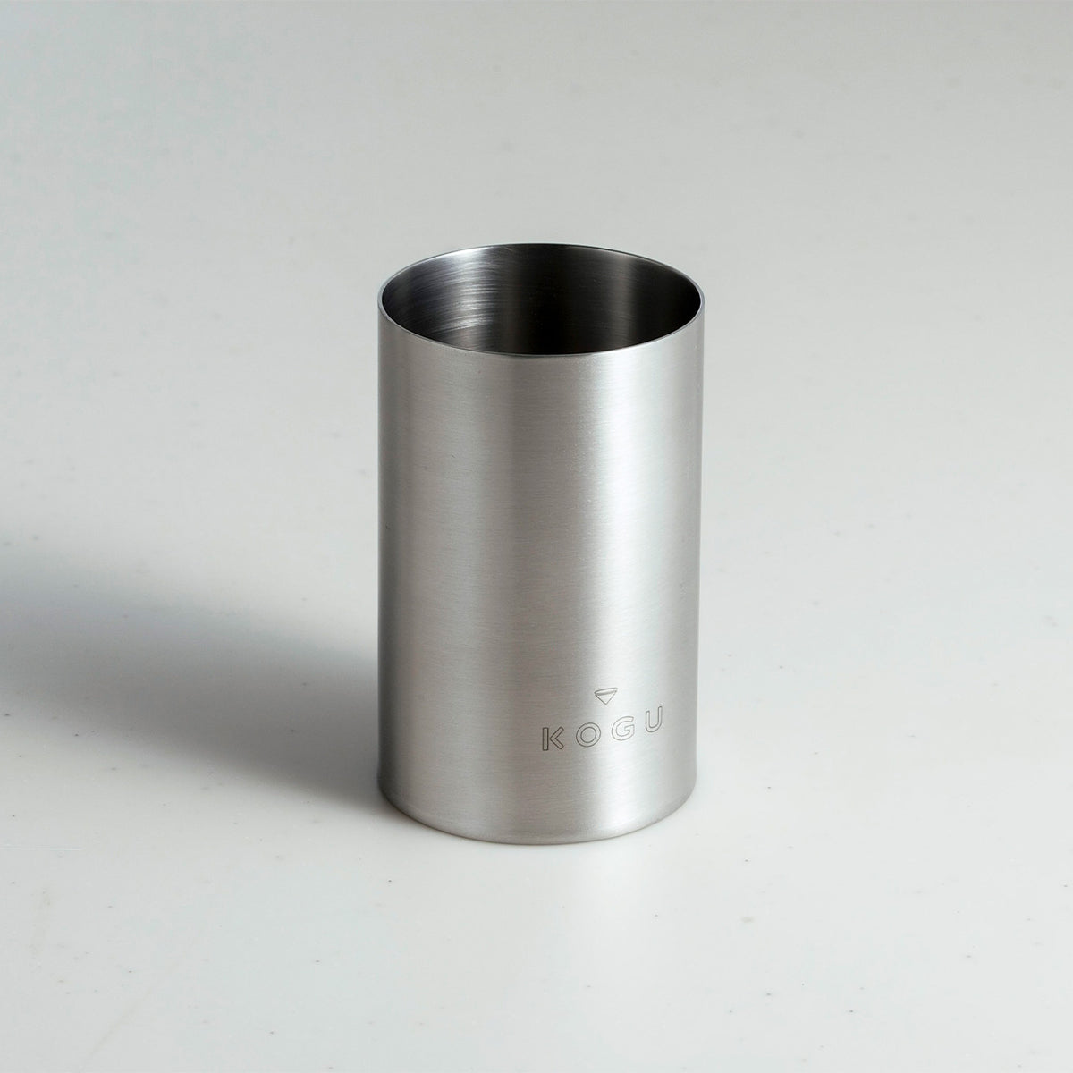 Simple cylindrical stainless steel cutlery stand