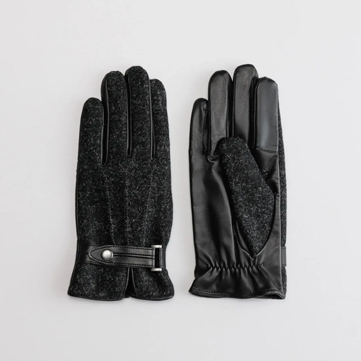 Kuroda men’s Harris Tweed and leather gloves in charcoal #Color_Charcoal