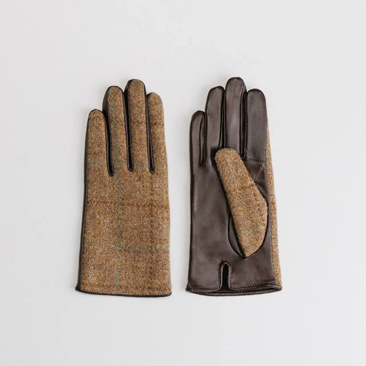 Kuroda women’s Harris Tweed and leather gloves in orange #Color_Orange