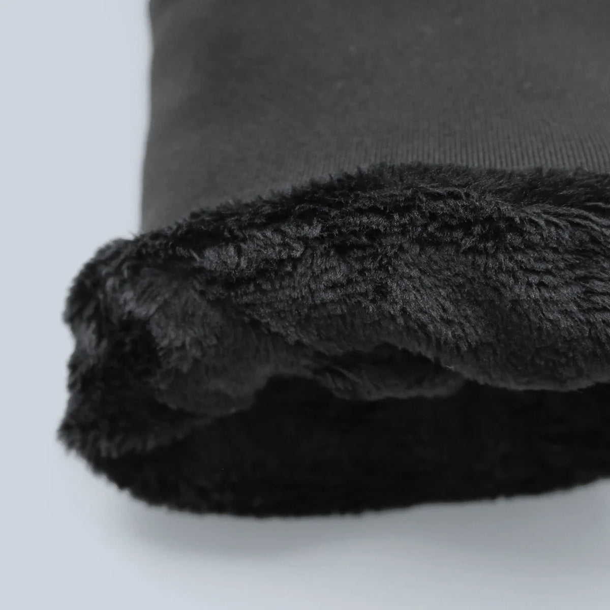Cuff of Kuroda women’s fleece gloves