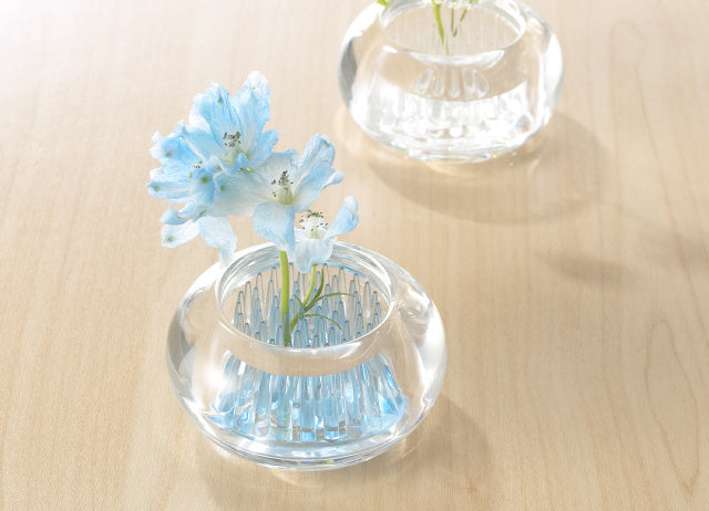 Flower vase | Michikusa - +d (Plus-d) -