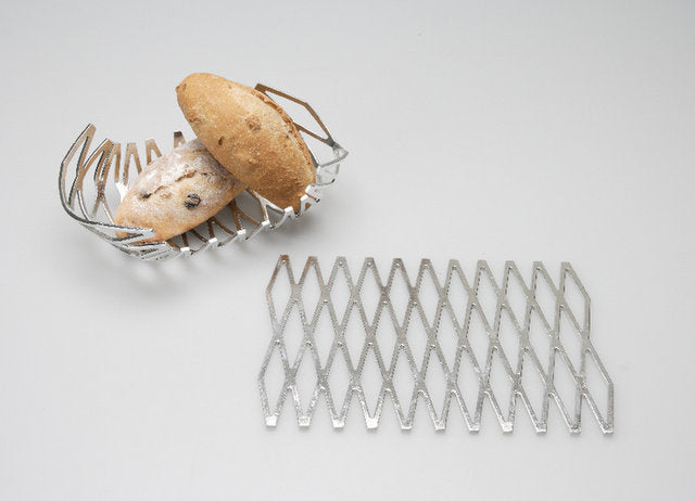 Curved vessel KAGO -Nousaku-