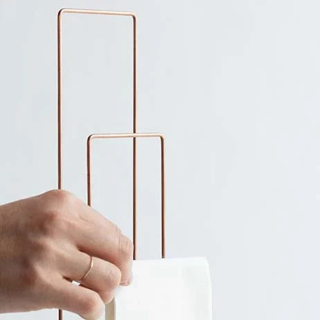 Taking a wazarashi square from the Triple hanger