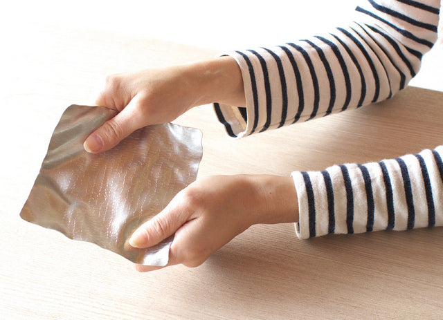 Hand-shaped vessel "Suzugami" -Syouryu-