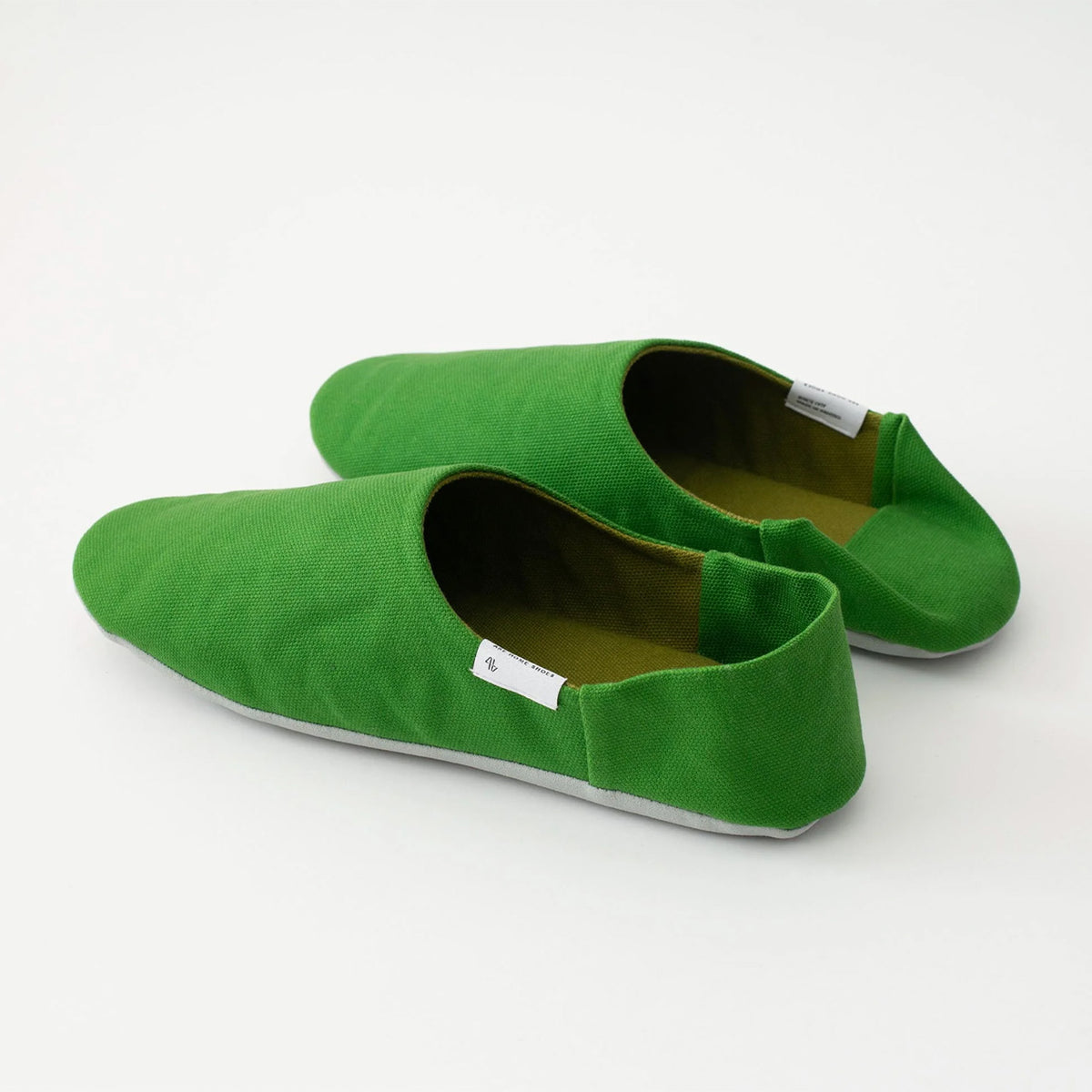 Citron green canvas babouche, angled view #Color_Citron Green