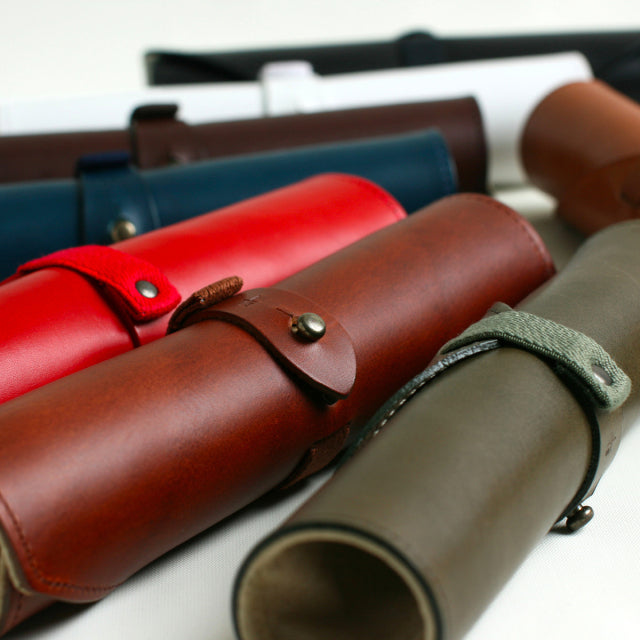 Single leather pen case "rotolo" - emupiu -