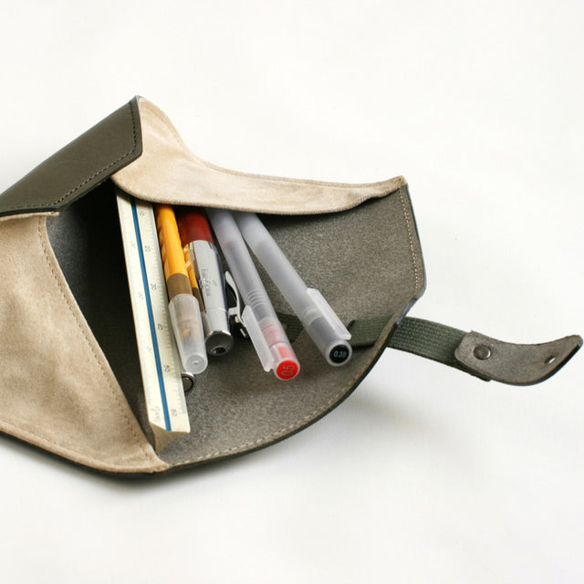 Single leather pen case "rotolo" - emupiu -