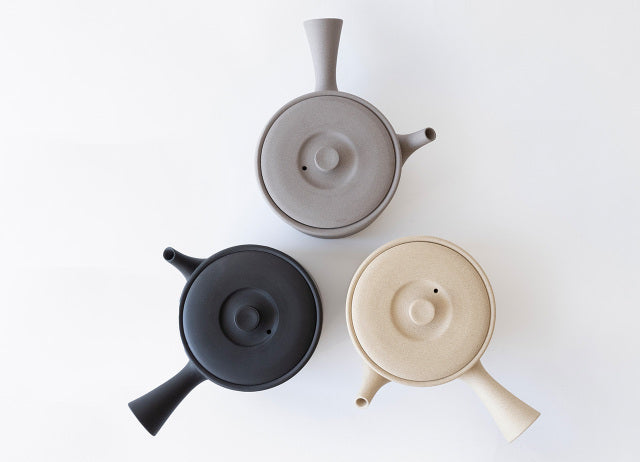 Tokoname-yaki teapot | IROIRO 02/03 - JINSUI -