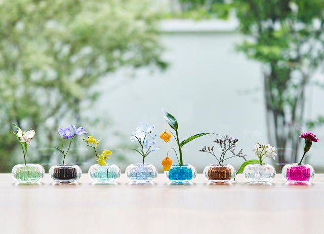 Flower vase | Michikusa - +d (Plus-d) -