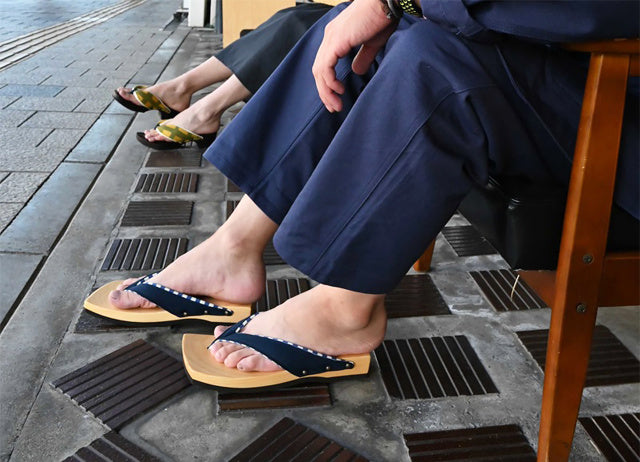 Inländisches Hinoki-Design Geta "Chajin" -Mizutori Kogyo -