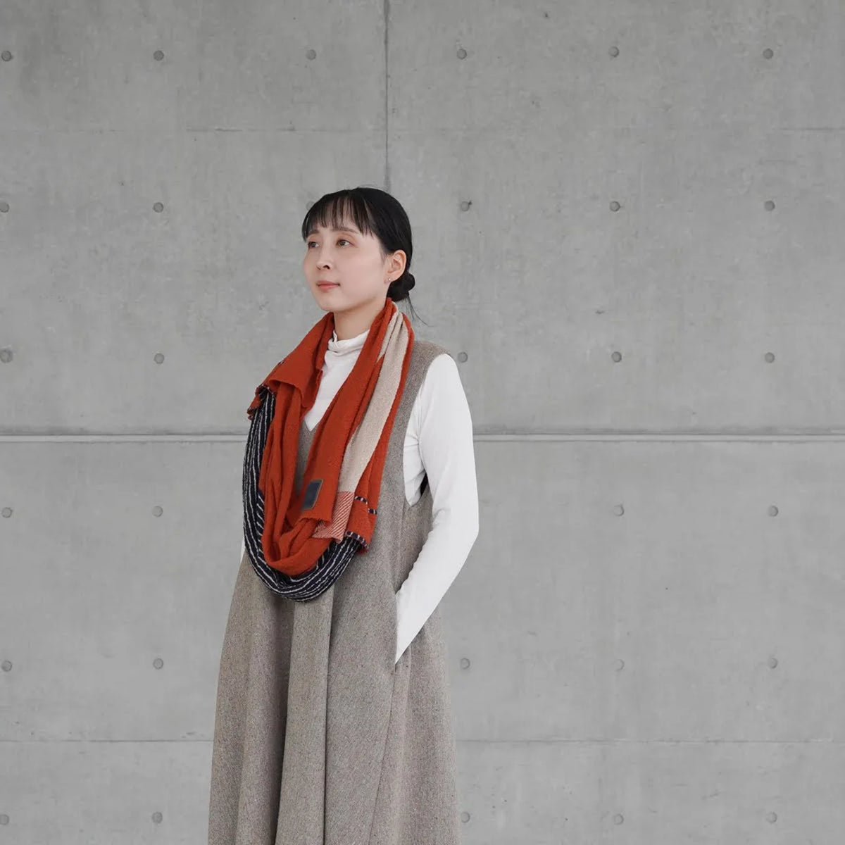 Wearing the wine nitorito sora snood