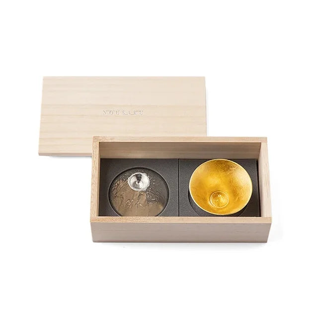 FUJIYAMA tin and gold-leaf sake cups in a paulownia wood box
