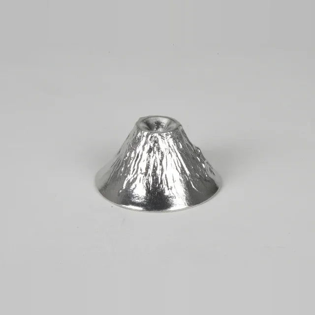 FUJIYAMA cup upside down, forming the shape of Mt. Fuji