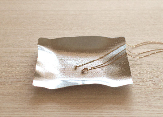 Hand-shaped vessel "Suzugami" -Syouryu-